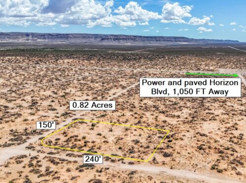 HORIZON CITY, TEXAS - 0.82 Acres, El Paso County: 1,050 FT from Paved Horizon Blvd, Power 1,050 FT Away, 9 miles to Commercial Center of Town, Path of Growth